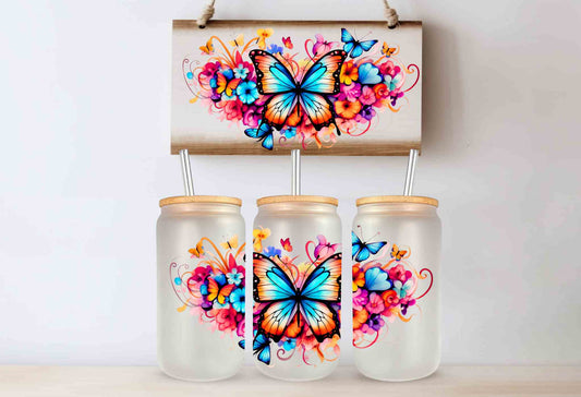 A Vibrant Butterfly 16oz Libby Glass Cup with Bamboo Lid - Perfect for Butterfly Lovers